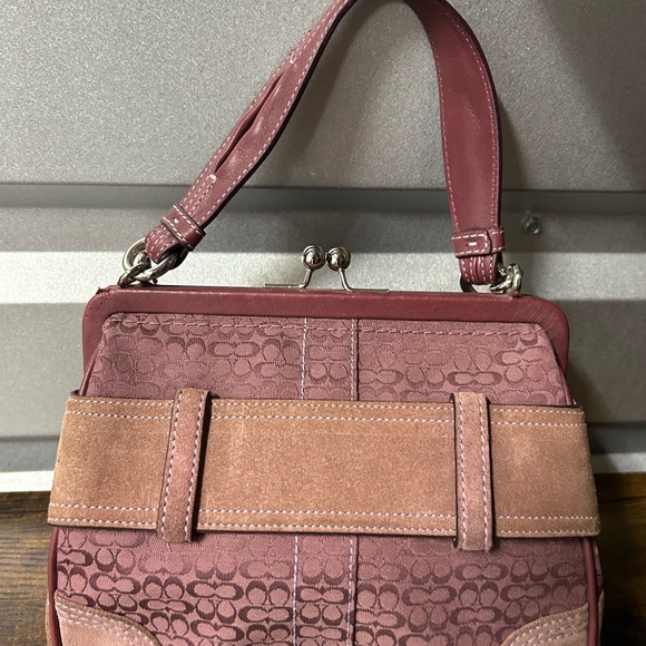 COACH 8A25 FRAMED SIGNATURE KISS-LOCK MINI RHINESTONE VELVET BOW DOCTORS BAG - Picture 6 of 9